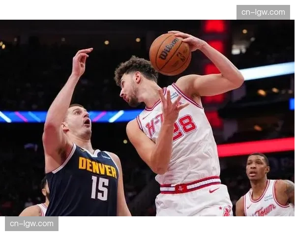 雷霆净效率10.7联盟第一 年轻核心攻防两端无懈可击